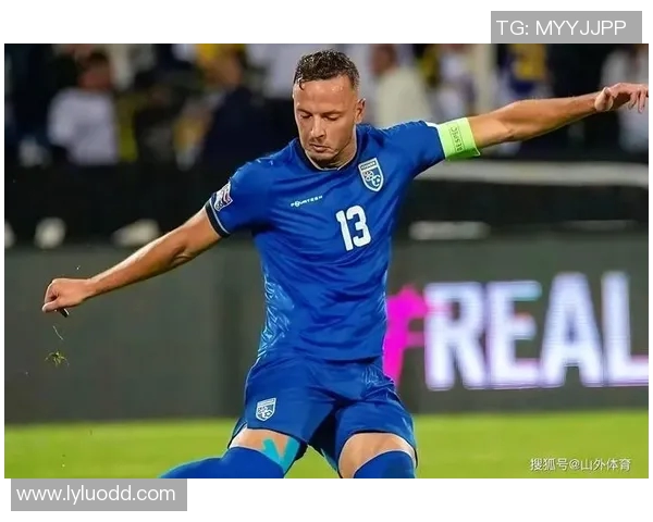 全球顶级足球球星实力对比解析 谁才是真正的球场之王